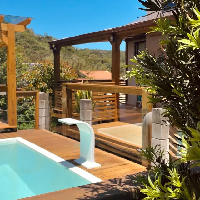 Piscina e área externa da Pousada Makani — foto 3